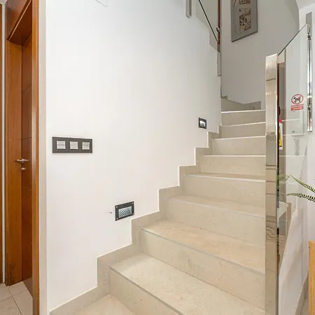 Manna Villa *